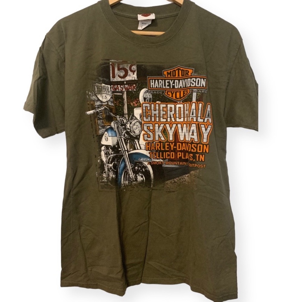 Harley-Davidson T-Shirt Cherohala Skyway            Tellico Plains,Tn. Size M